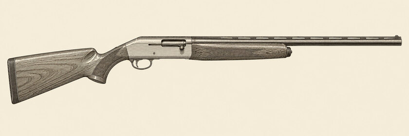 Drawing of a Fabarm XLR5 from the right: one barrel, a pale receiver with a right ejection port and bolt handle, a wooden pistol-grip stock and a wooden fore-end.